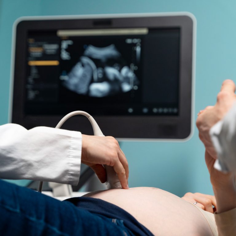 gynecologist-performing-ultrasound-consultation